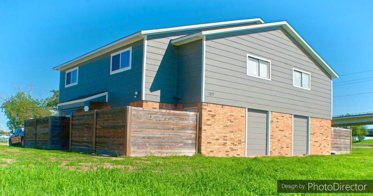 Cool & Comfy Condo! Family Friendly! College Station Exterior photo