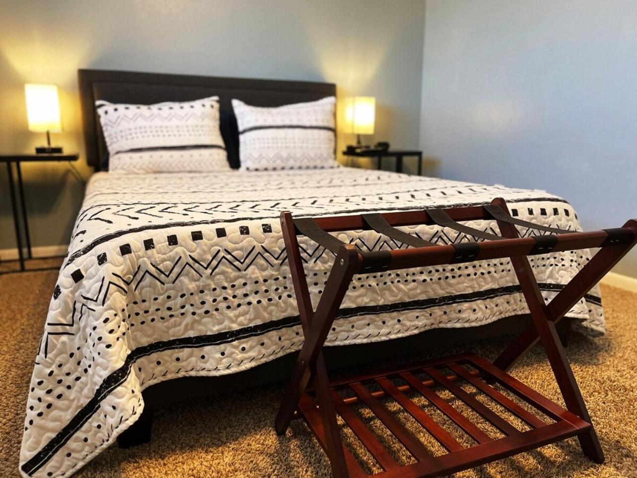 Cool & Comfy Condo! Family Friendly! College Station Exterior photo